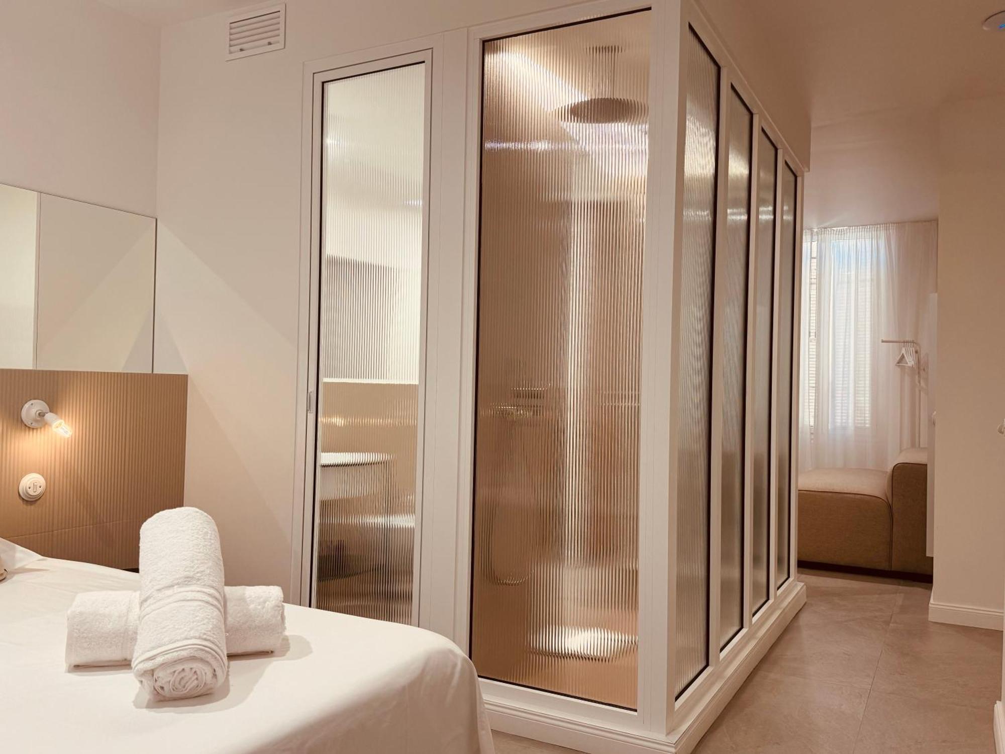 Maison Lyo Suite Luxe Cannes Exteriör bild